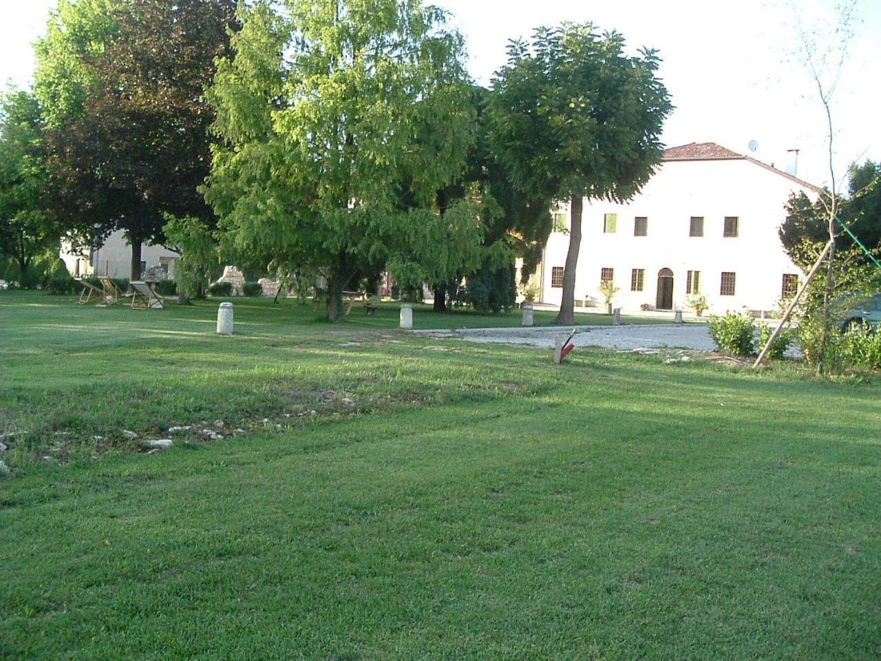 Agriturismo La Sophora Montegaldella ภายนอก รูปภาพ