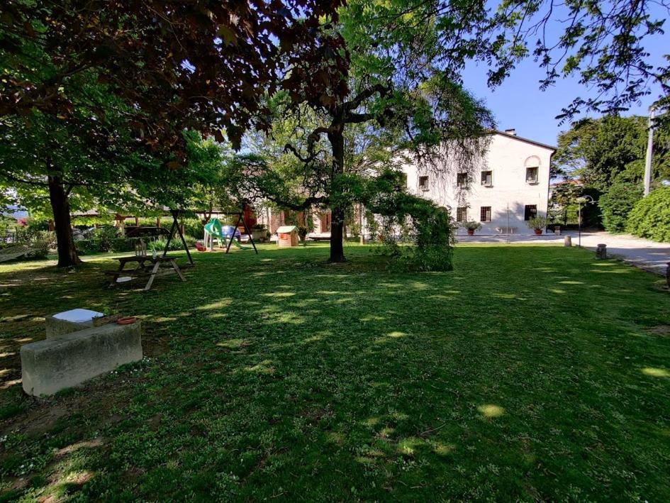 Agriturismo La Sophora Montegaldella ภายนอก รูปภาพ